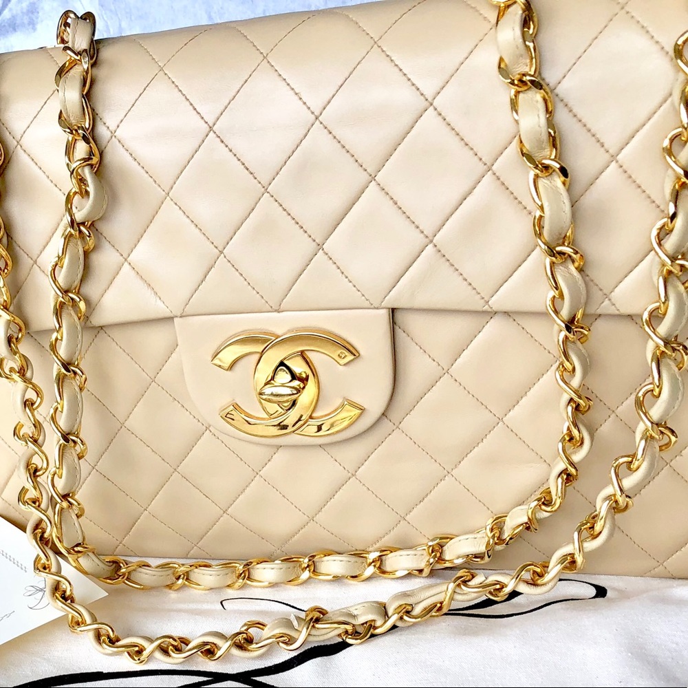 SOLD!! Vintage Chanel single maxi flap
